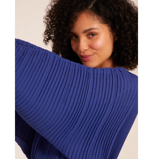 Long Sleeve Pleated Top Long Sleeve Pleated Top
